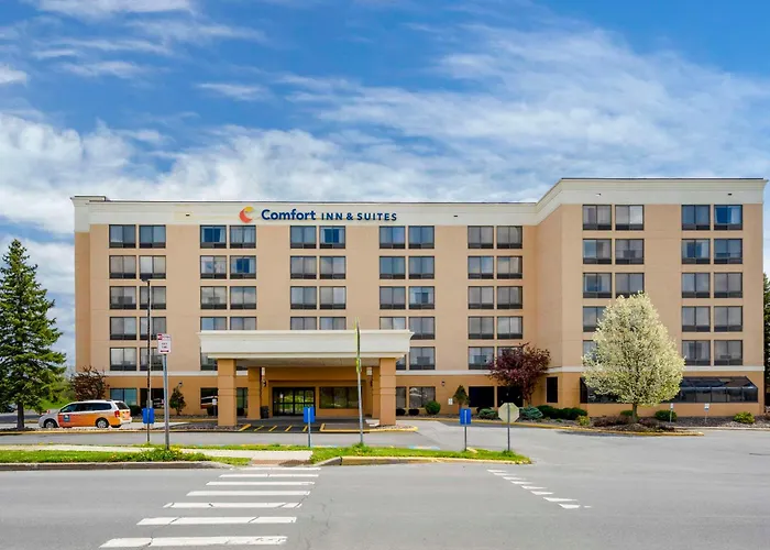Comfort Inn & Suites Watertown - 1000 Islands